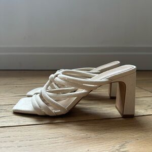 H&M off white heel size 38 - worn 1x